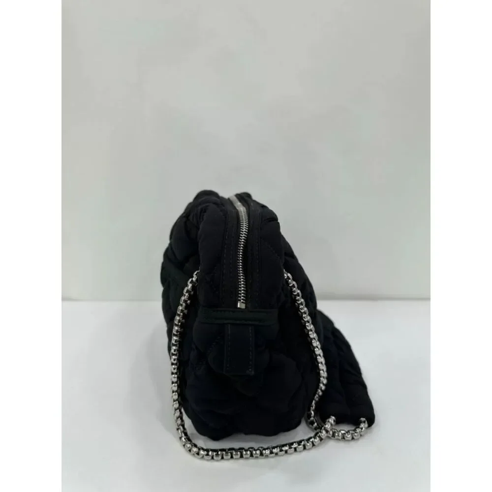 CHANEL brand color